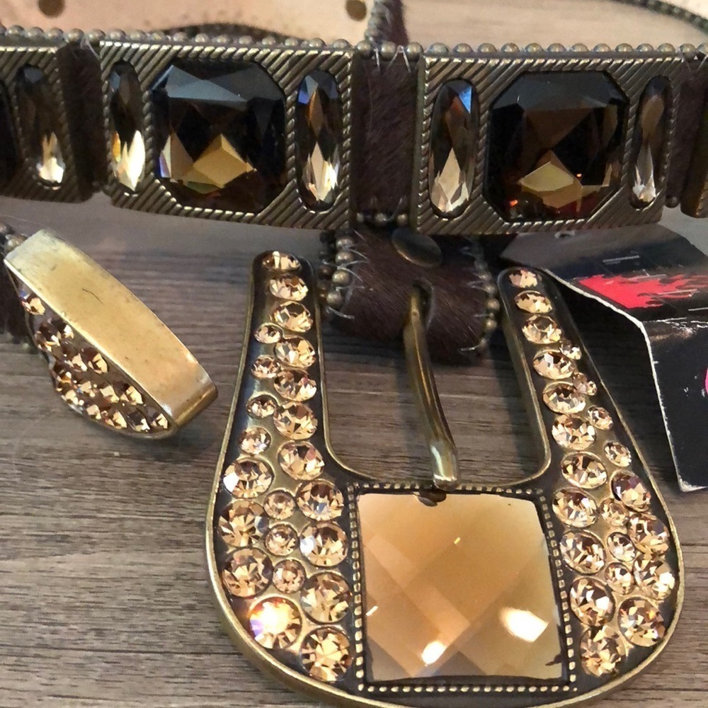 Major bling NWT wildfire belt